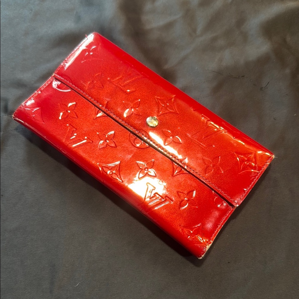 AUTHENTIC Pre Loved Louis Vuitton Cherry Red Patent Wallet